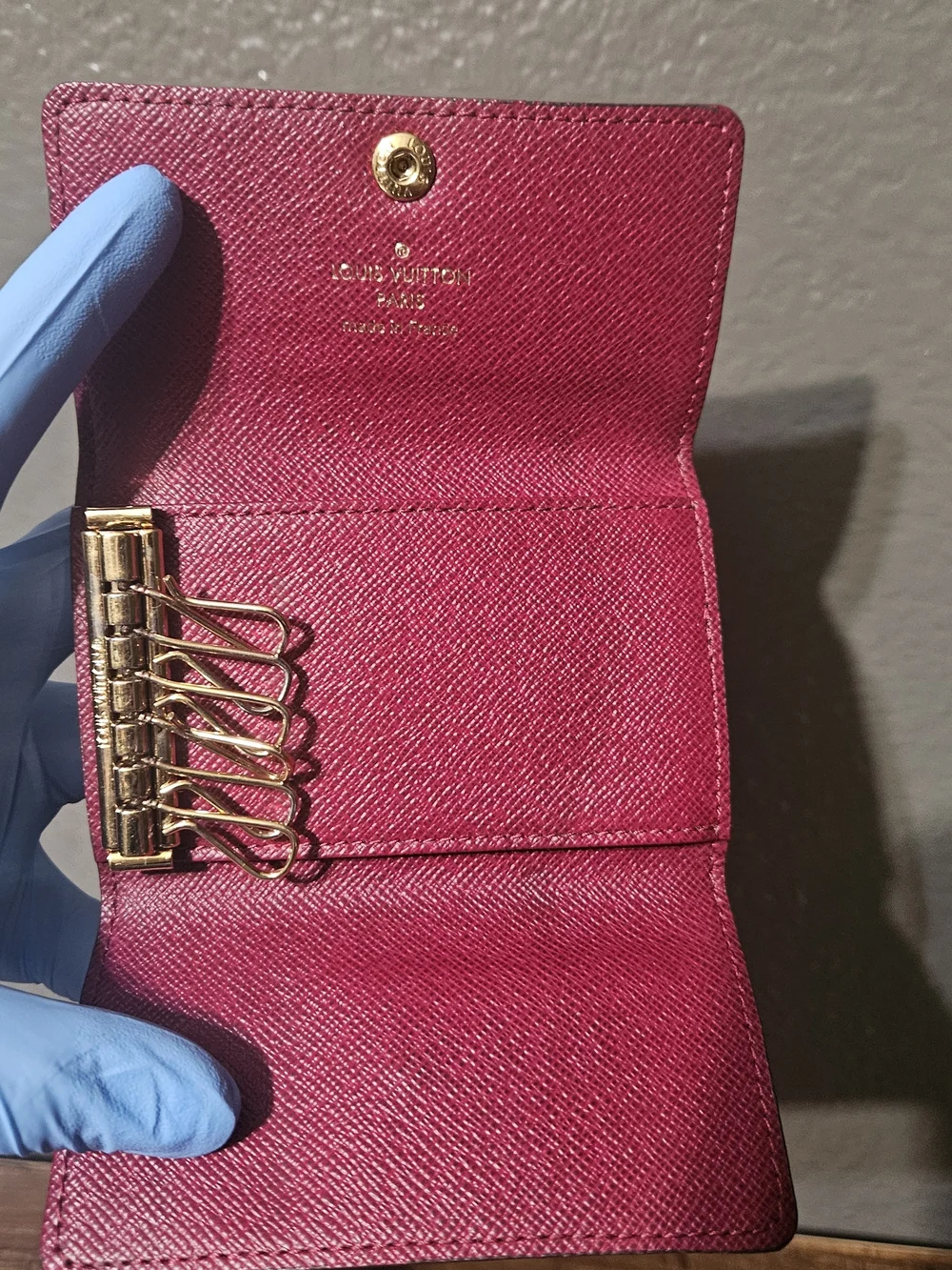 Authentic Louis Vuitton Microchip Keyholder -Very Good Condition